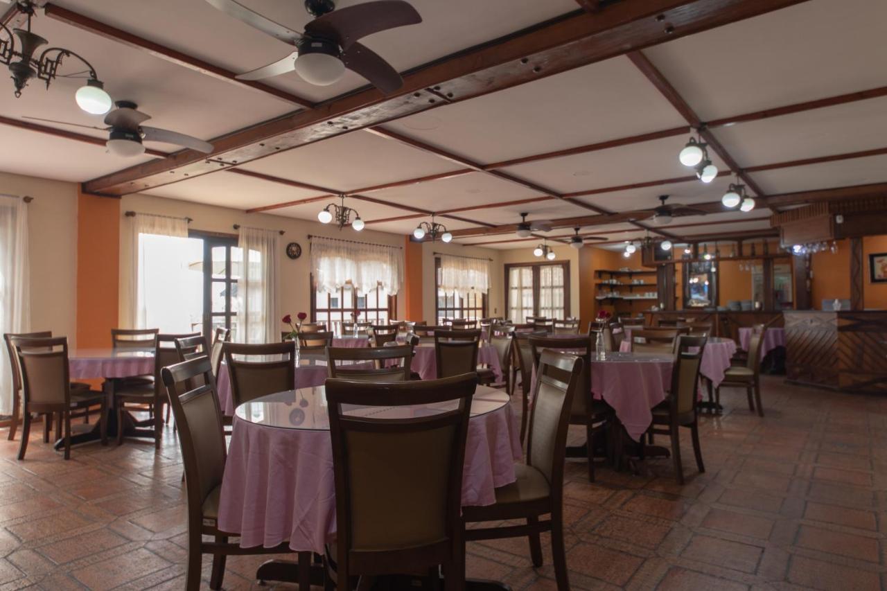 格拉玛多Residencial Vale Dourado公寓式酒店 外观 照片