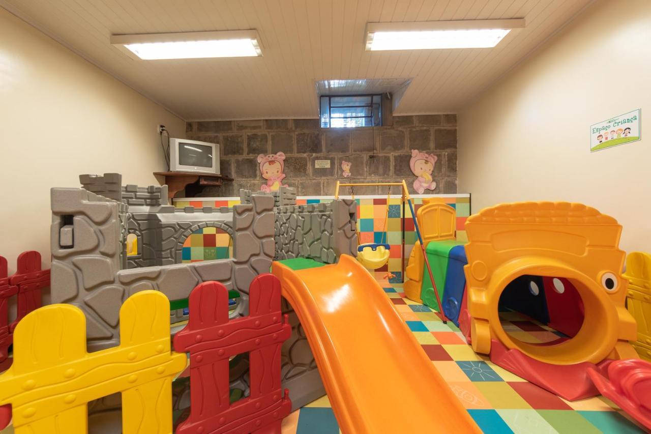 格拉玛多Residencial Vale Dourado公寓式酒店 外观 照片