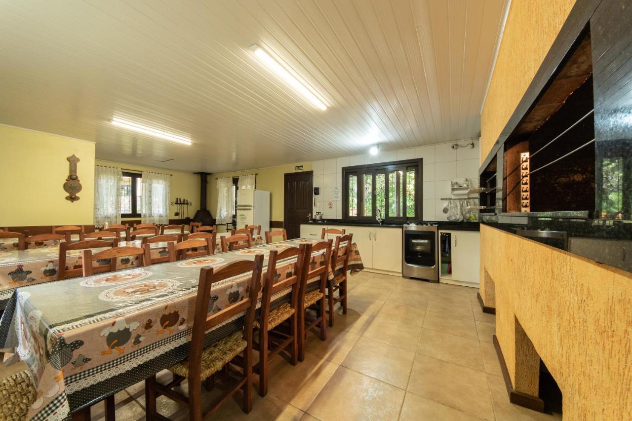 格拉玛多Residencial Vale Dourado公寓式酒店 外观 照片