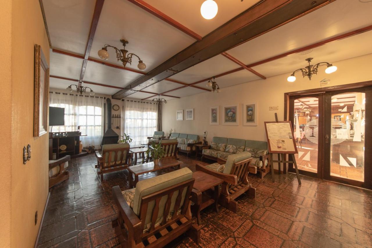 格拉玛多Residencial Vale Dourado公寓式酒店 外观 照片